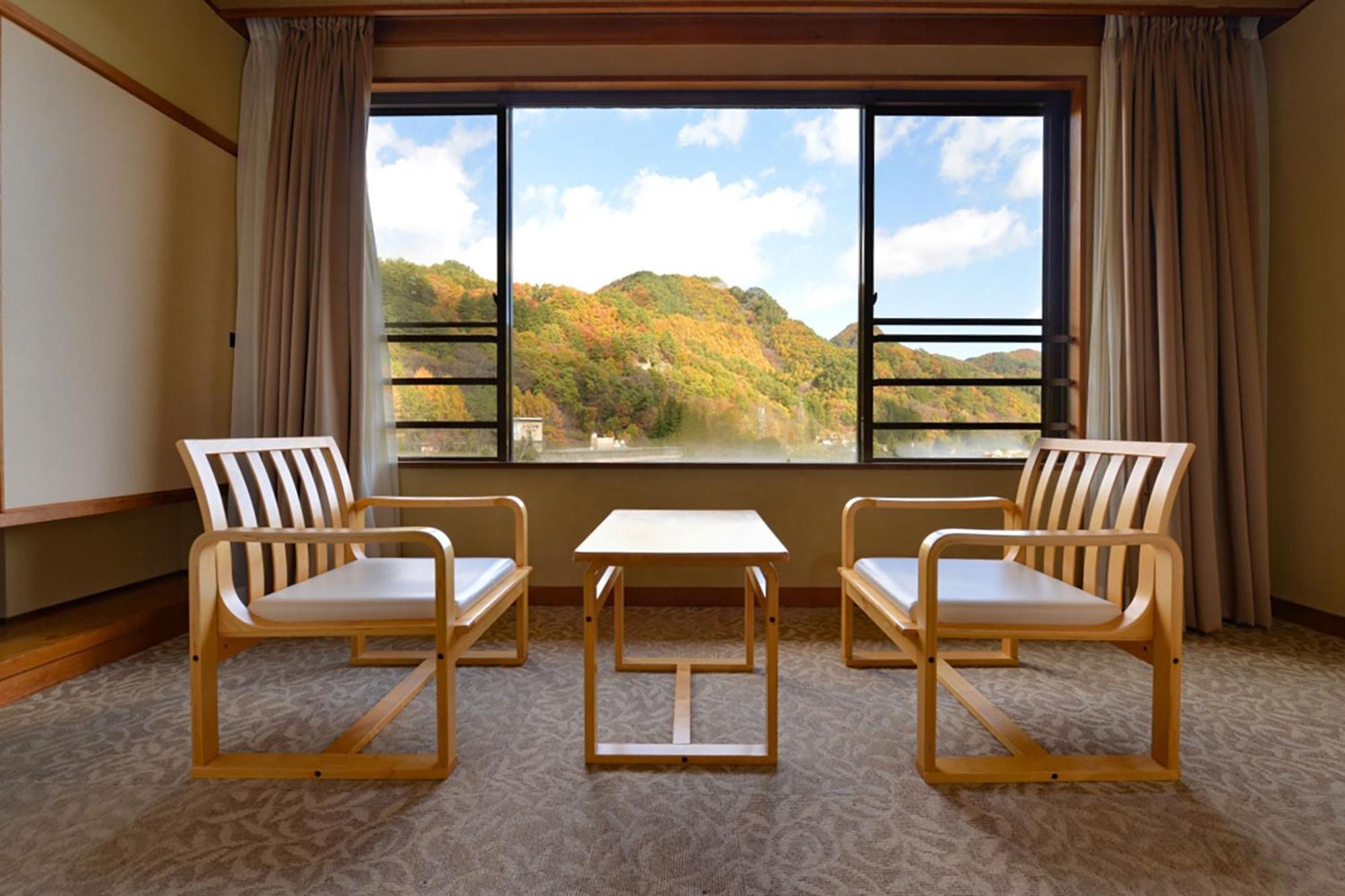 Hotel Ooedo Onsen Monogatari Shinshu Kakeyu à Ueda Extérieur photo